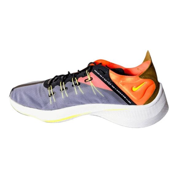 Athletic_Shoes